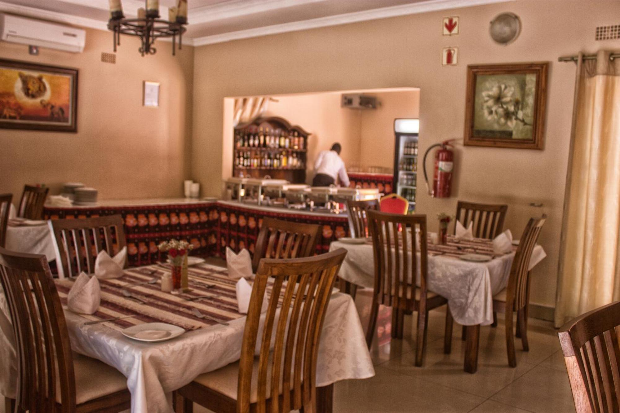 Waterfalls Hotel Lusaka Luaran gambar